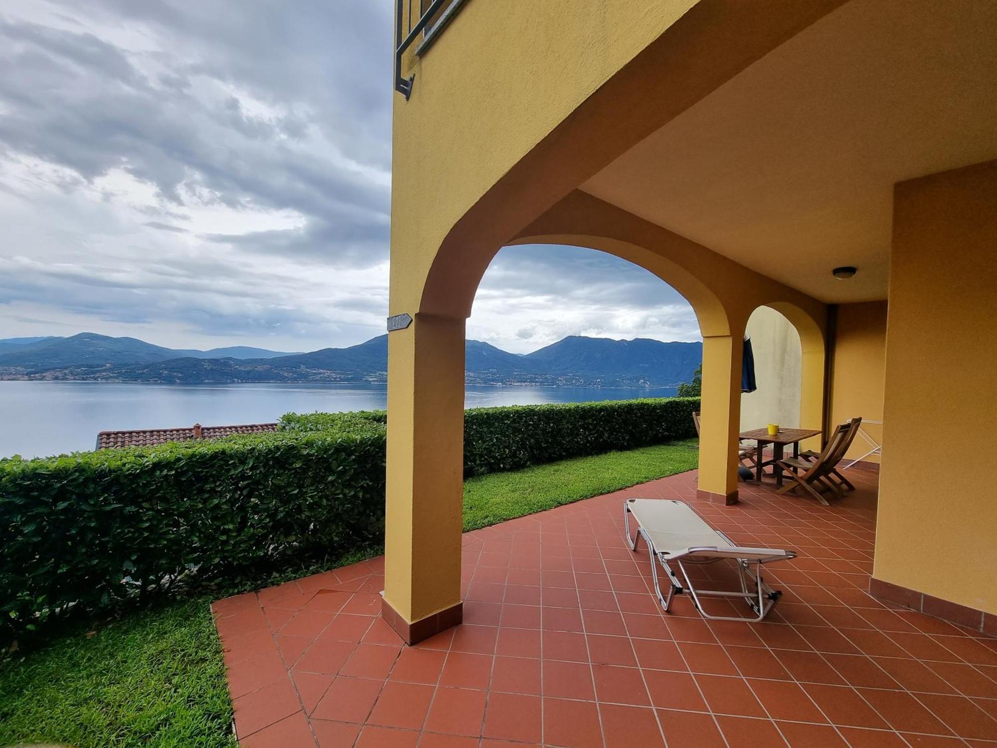 Residence Il Vigneto Oggebbio Luaran gambar