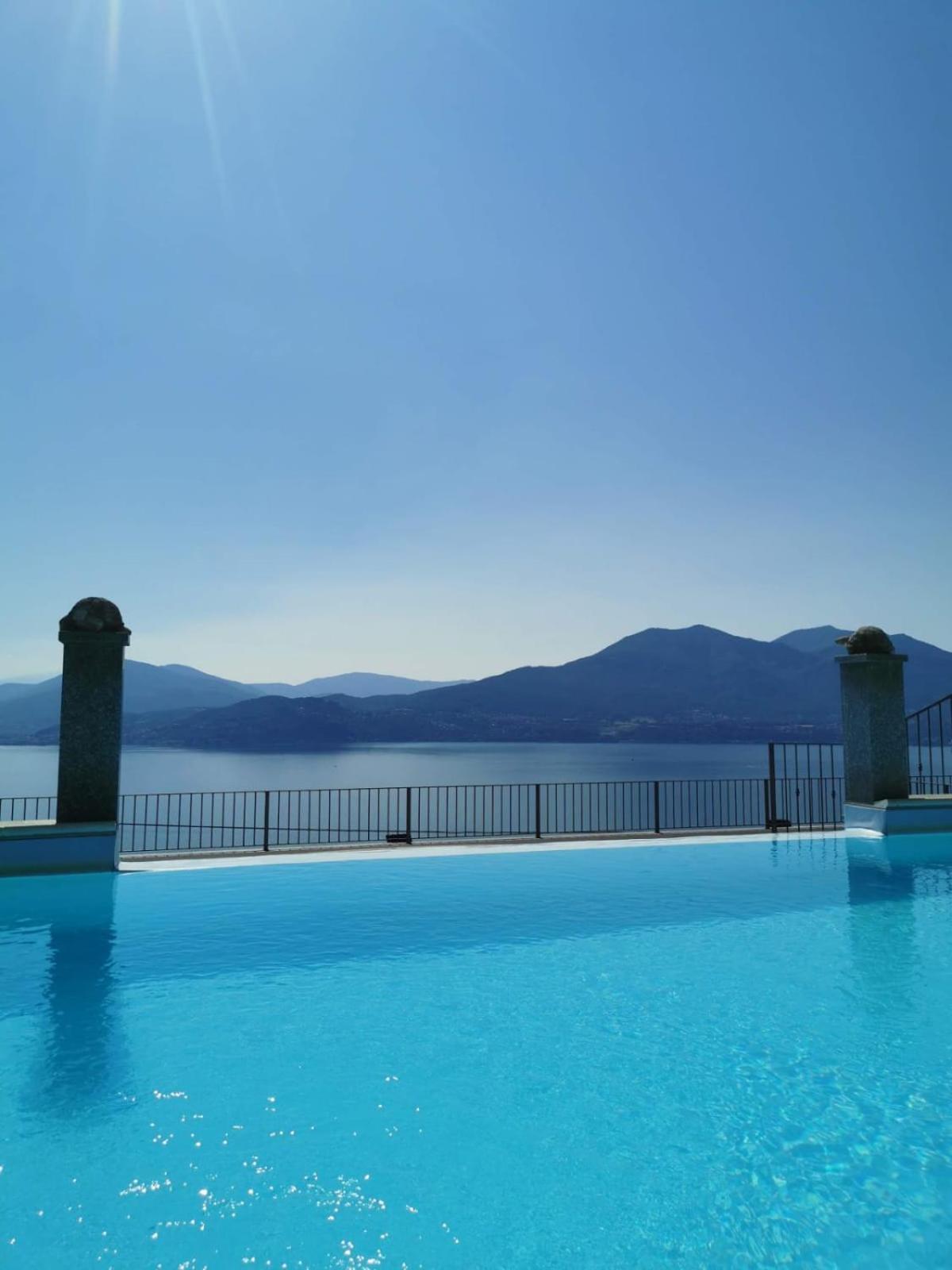 Residence Il Vigneto Oggebbio Luaran gambar